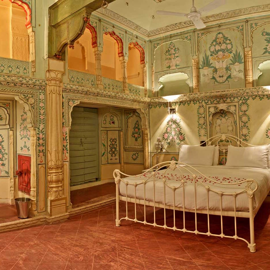Vivaana Cultural Hotel - Sympathetically restored haveli in the Shakawati region