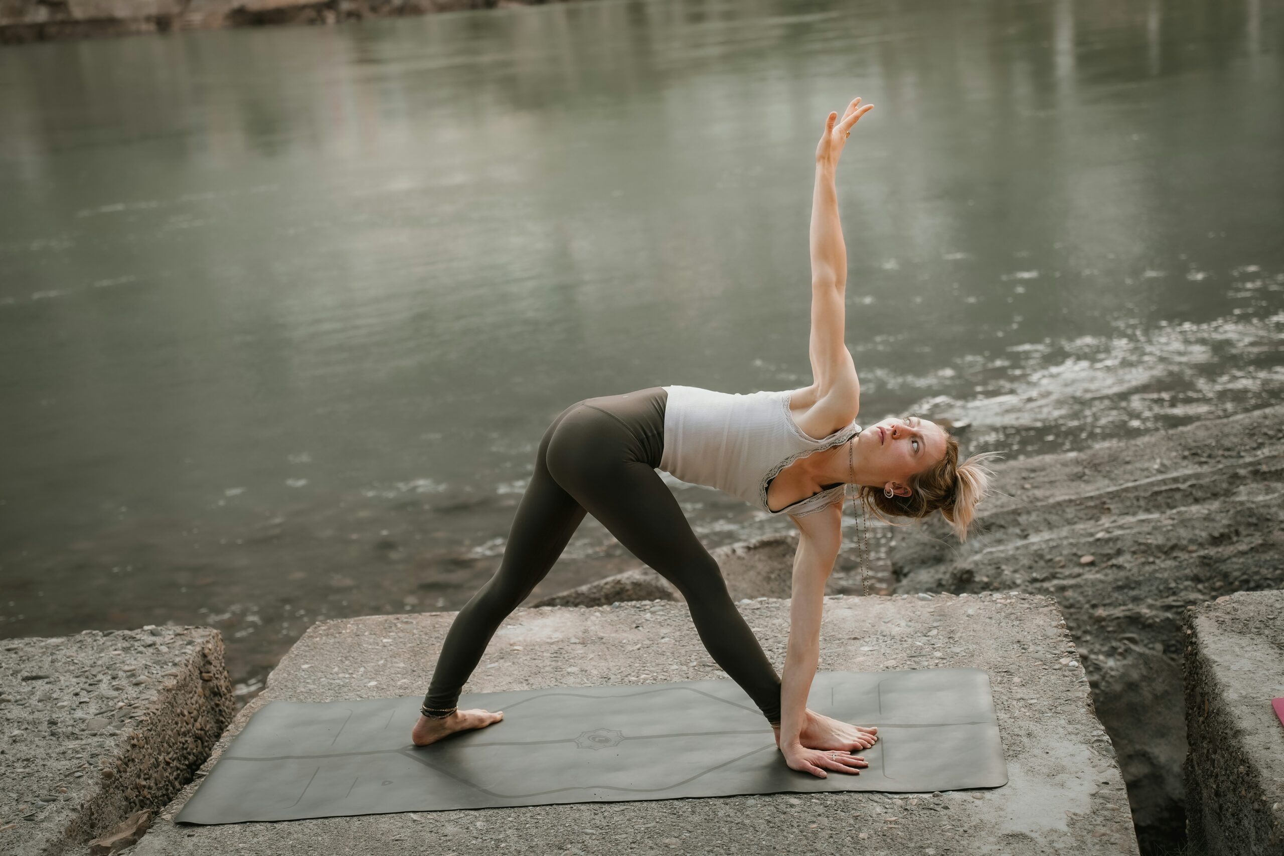 Yoga on the River Ganges - Private yoga & meditation tour package