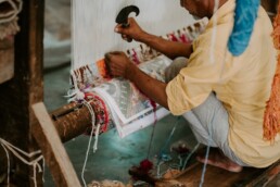 Half-day sewing workshop - weaving fabric in Jaisalmer